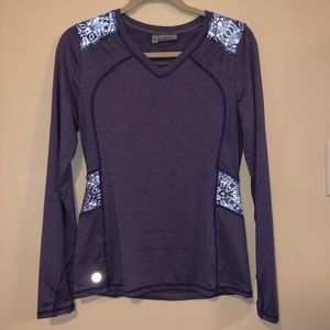 Athleta workout shirt